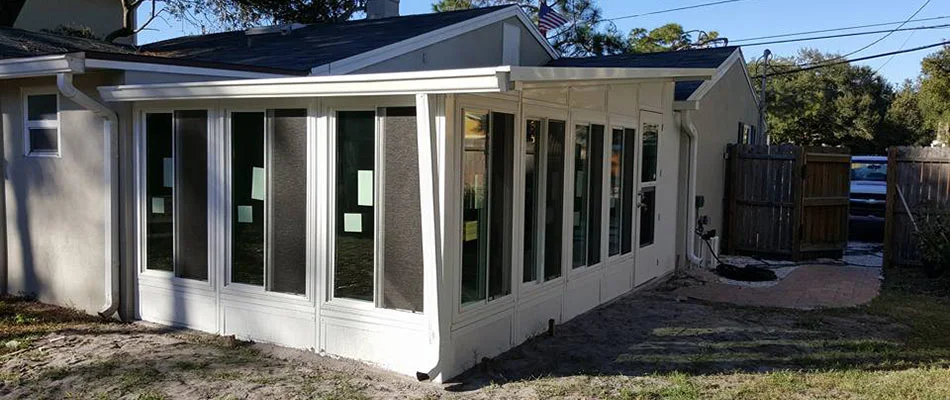 This sunroom in Plant City, FL provides a cool way to enjoy outdoor scenery.