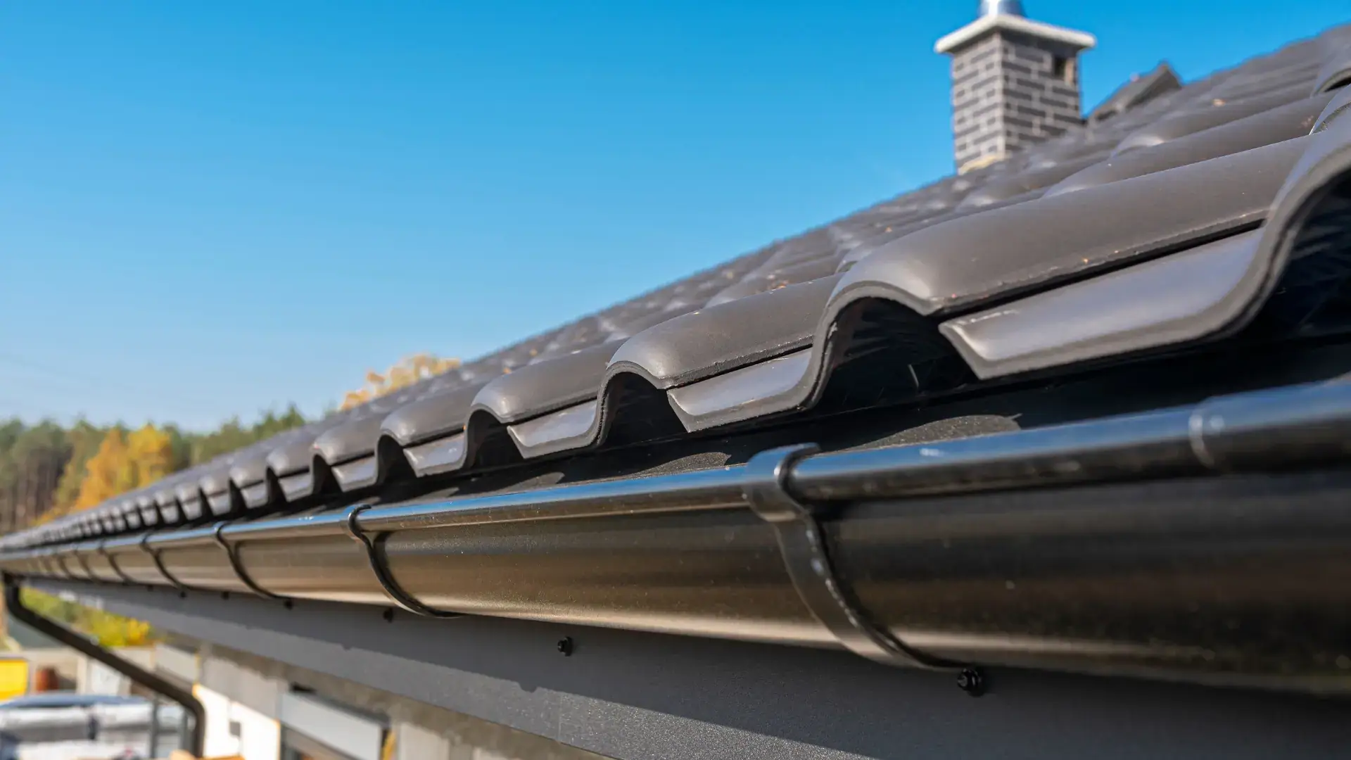 New gutters on a Lakeland home