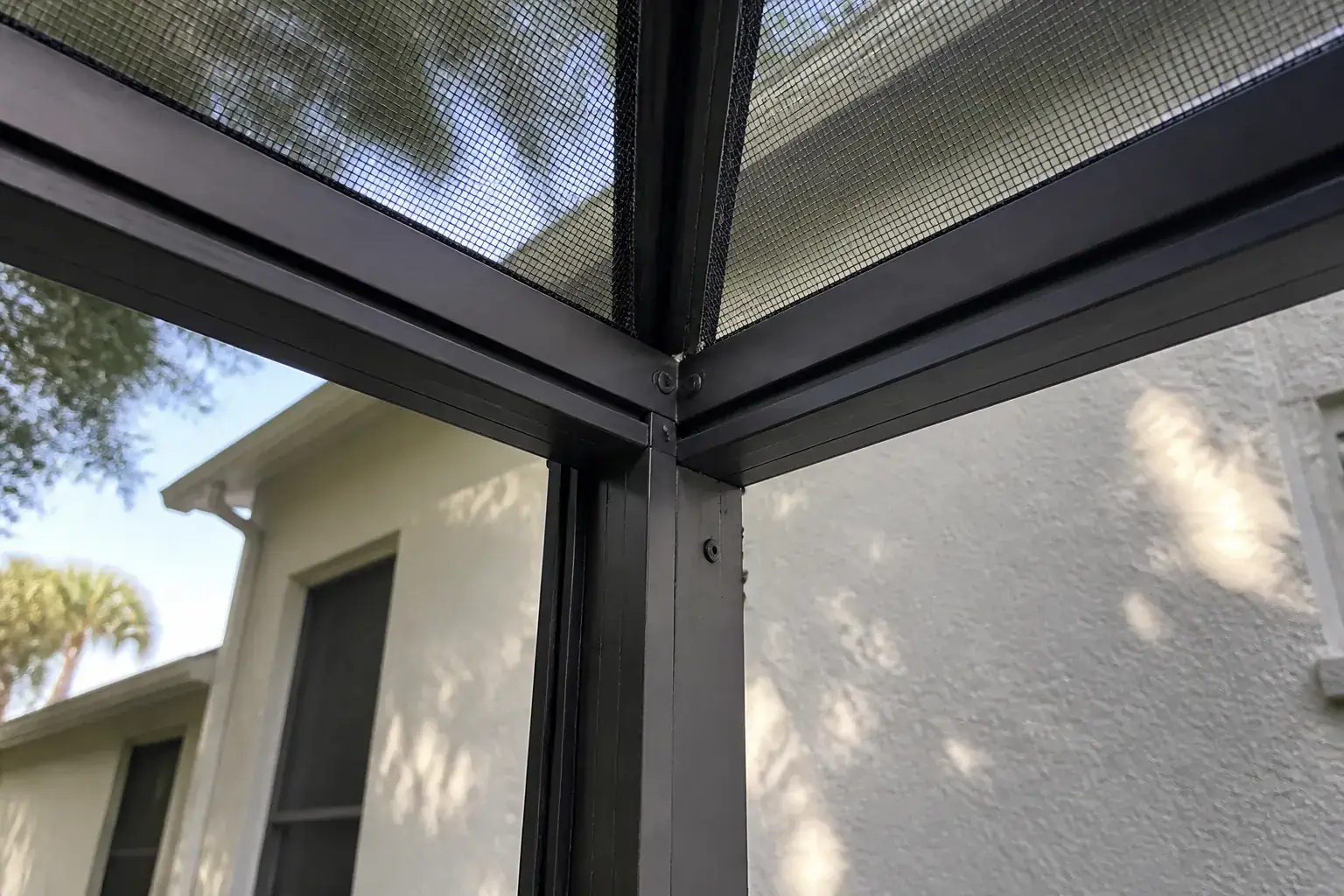 Pool cage screen and aluminum frame on a Lakeland, Florida enclosure