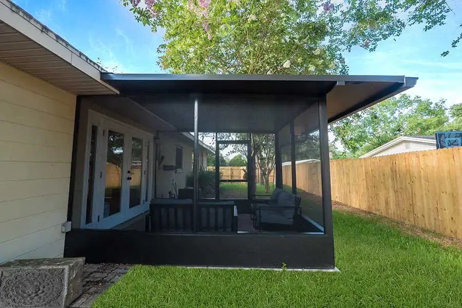 Exterior of an aluminum screen room on a Florida home